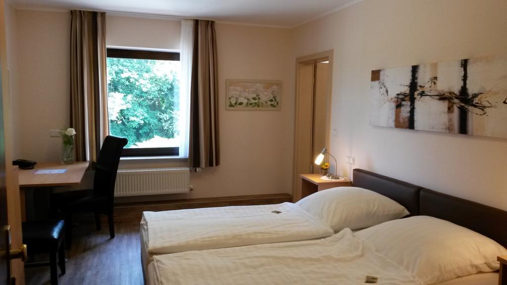 Hotel Garni Gasthof Bucksande Apen Rum bild